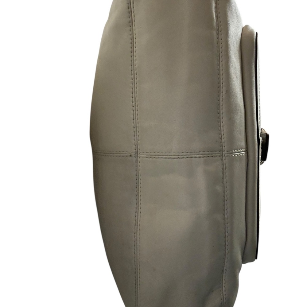 Coach Cream and Gray Shoulder Bag - Picture 8 of 9
